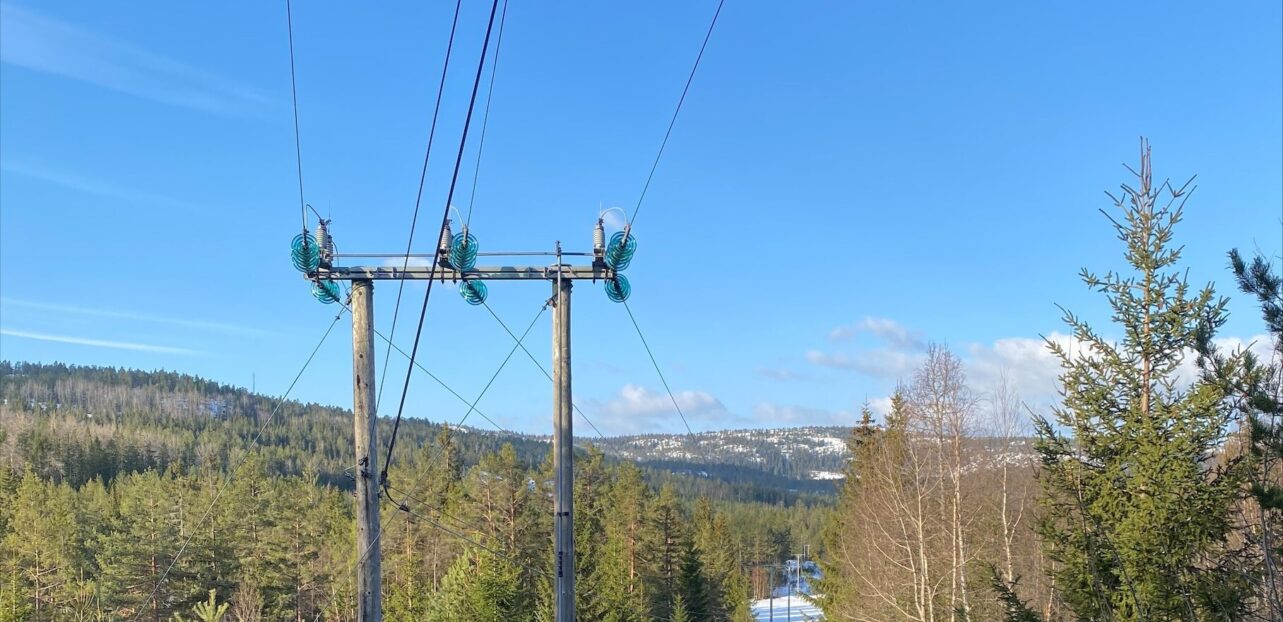 Luftlinje til kabel fra Hellehei til Vøllestad